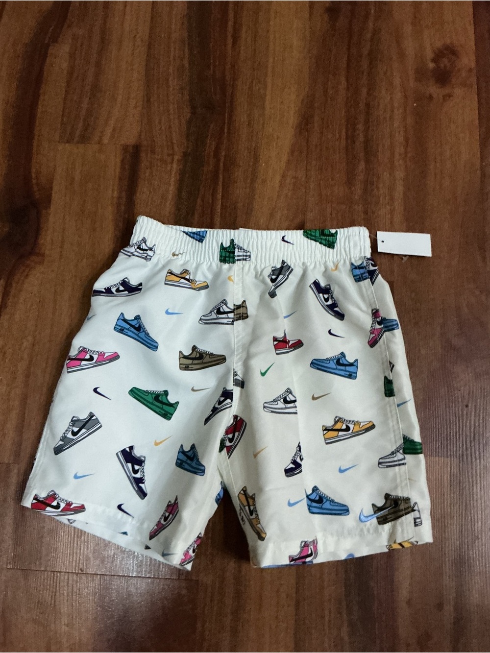Nike Kids White Sneaker Print Shorts nwt sz 6